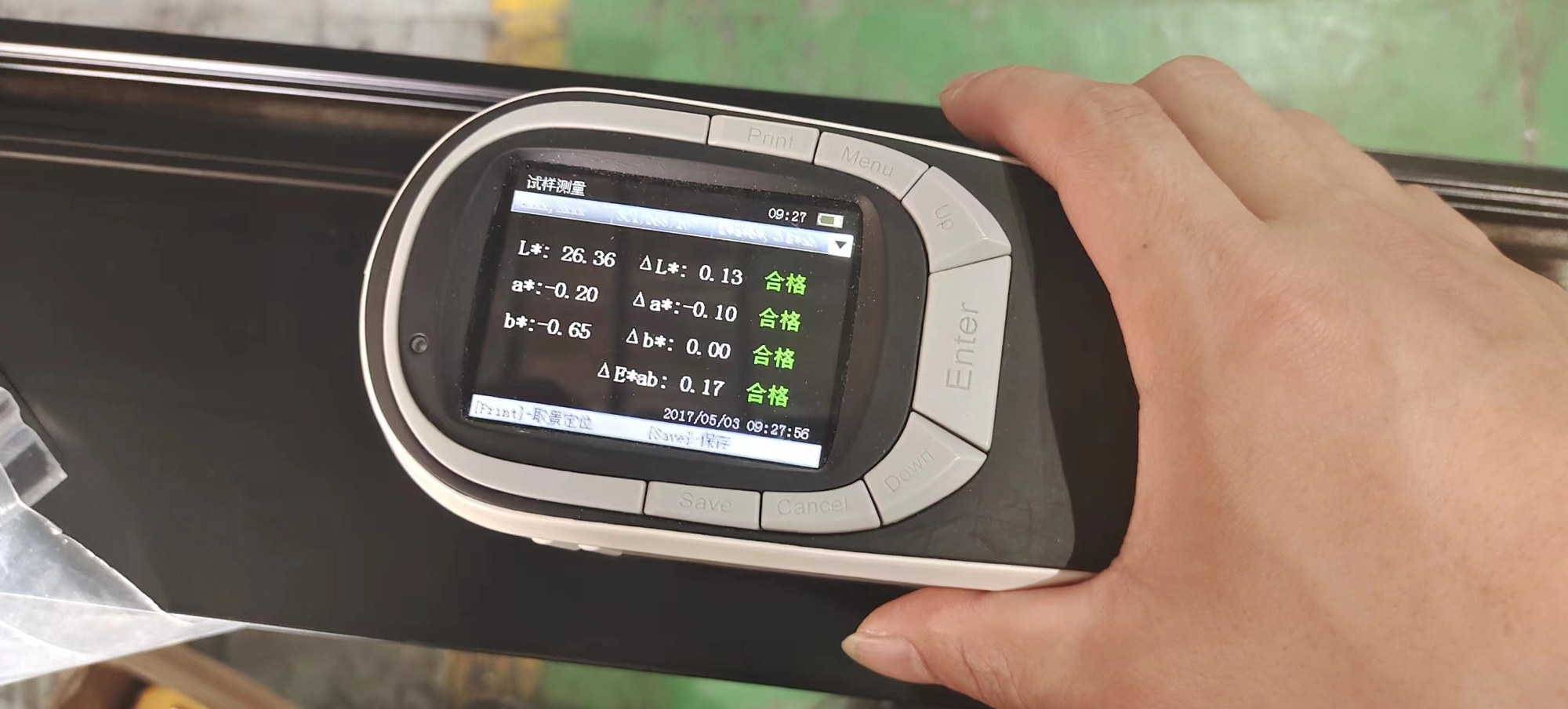 Surface finish inspection with a handheld measurement instrument